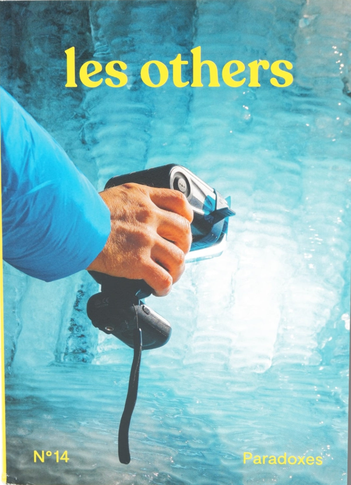 Les Others - Paradoxes book cover